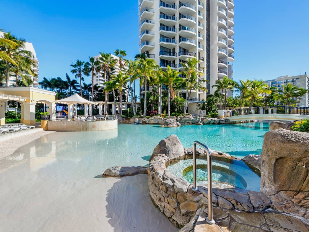 23 Ferny Avenue, SURFERS PARADISE - Thumbnail 18