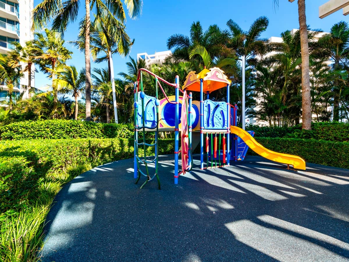 23 Ferny Avenue, SURFERS PARADISE - Thumbnail 24