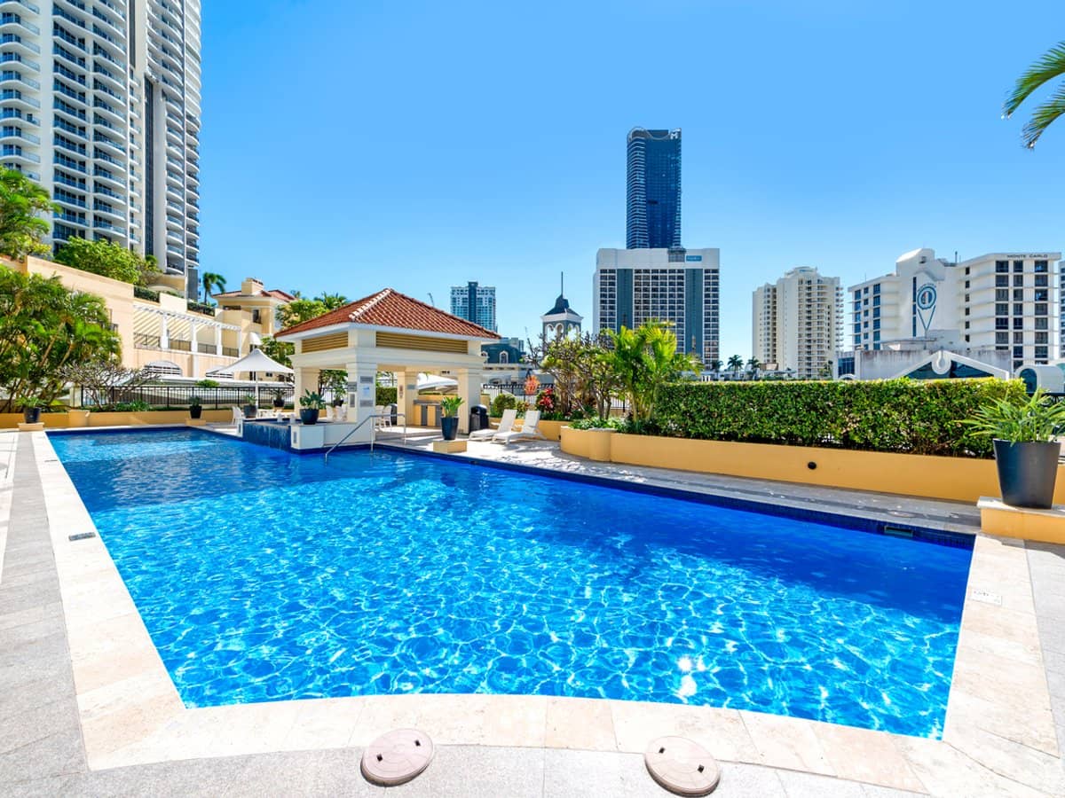 23 Ferny Avenue, SURFERS PARADISE - Thumbnail 31