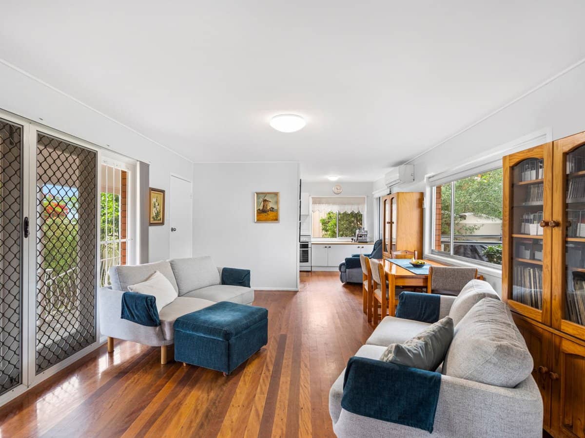 4 Stuart Street, WOODRIDGE - Thumbnail 4