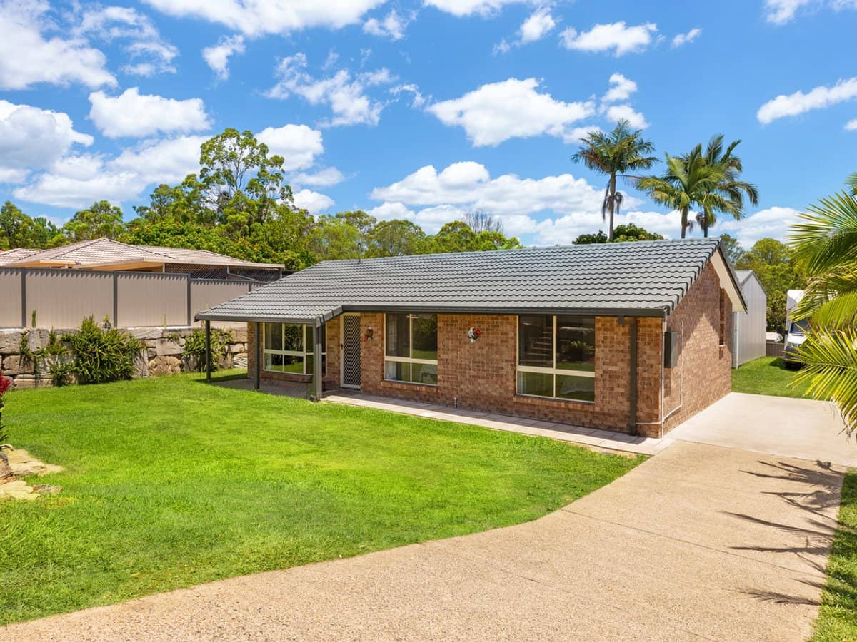 121 Dugandan Street, NERANG - Thumbnail 1