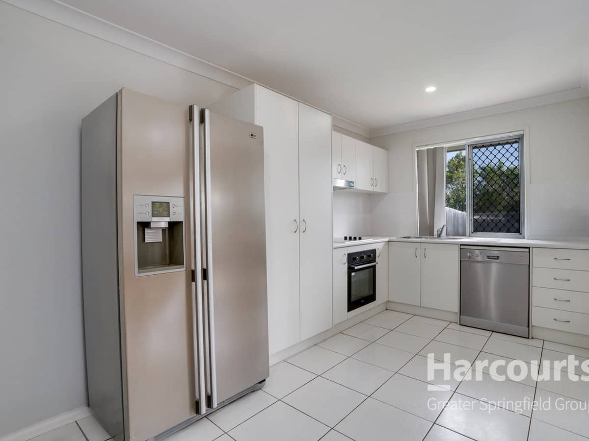 18 Prosperity Way, BRASSALL - Thumbnail 4