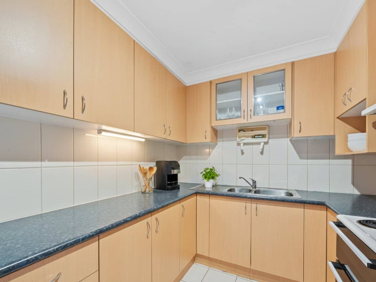 18 Defiance Road, LOGAN CENTRAL - Thumbnail 3