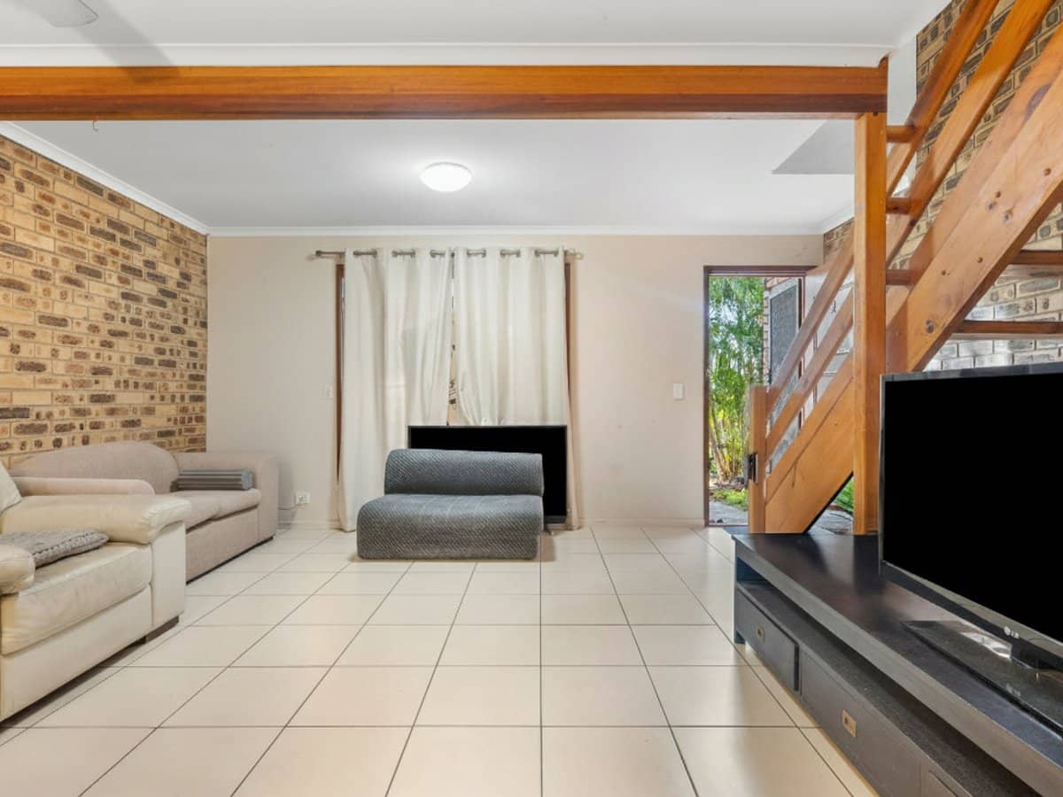 138 Fryar Road, EAGLEBY - Thumbnail 4