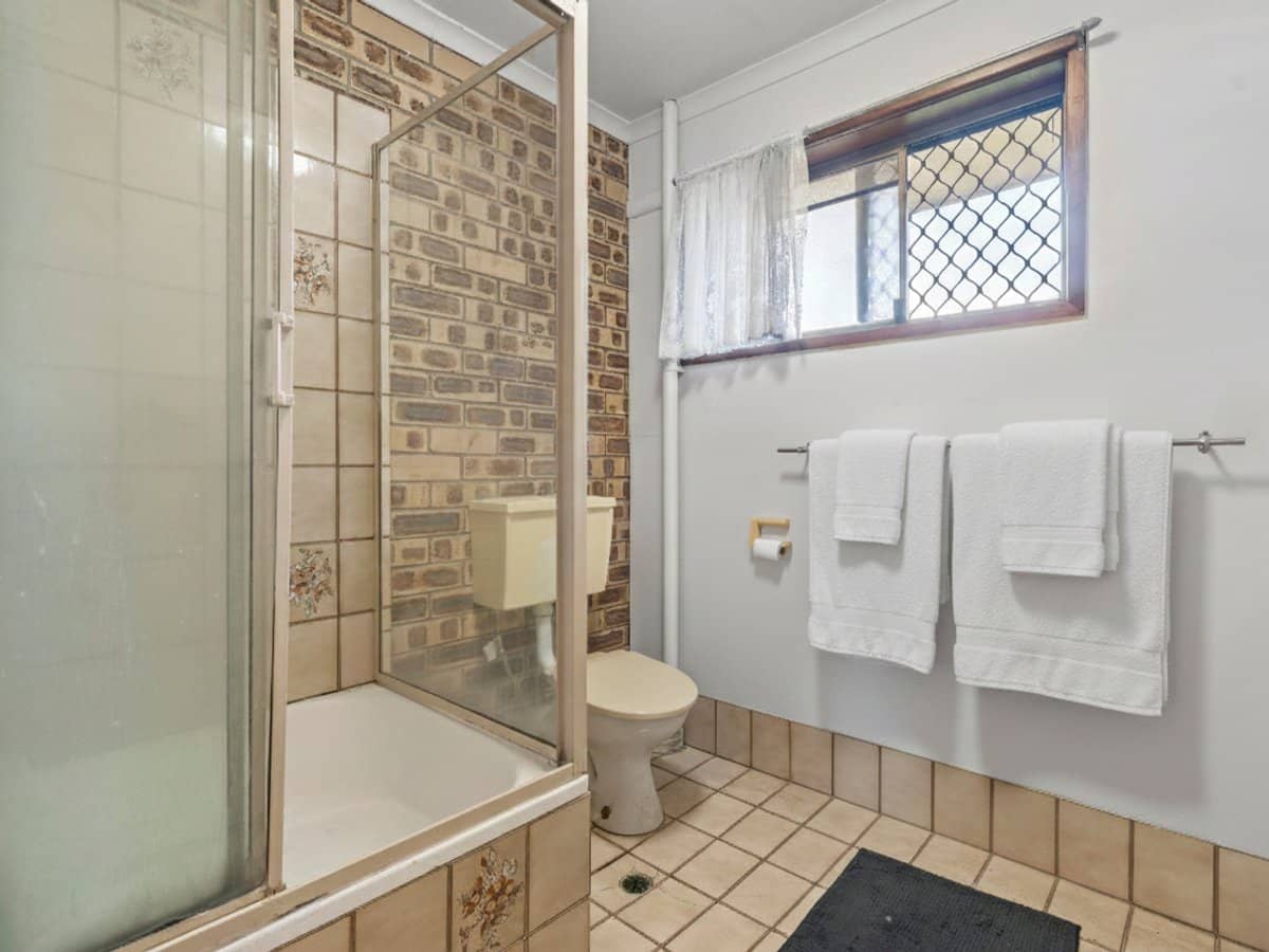 138 Fryar Road, EAGLEBY - Thumbnail 7