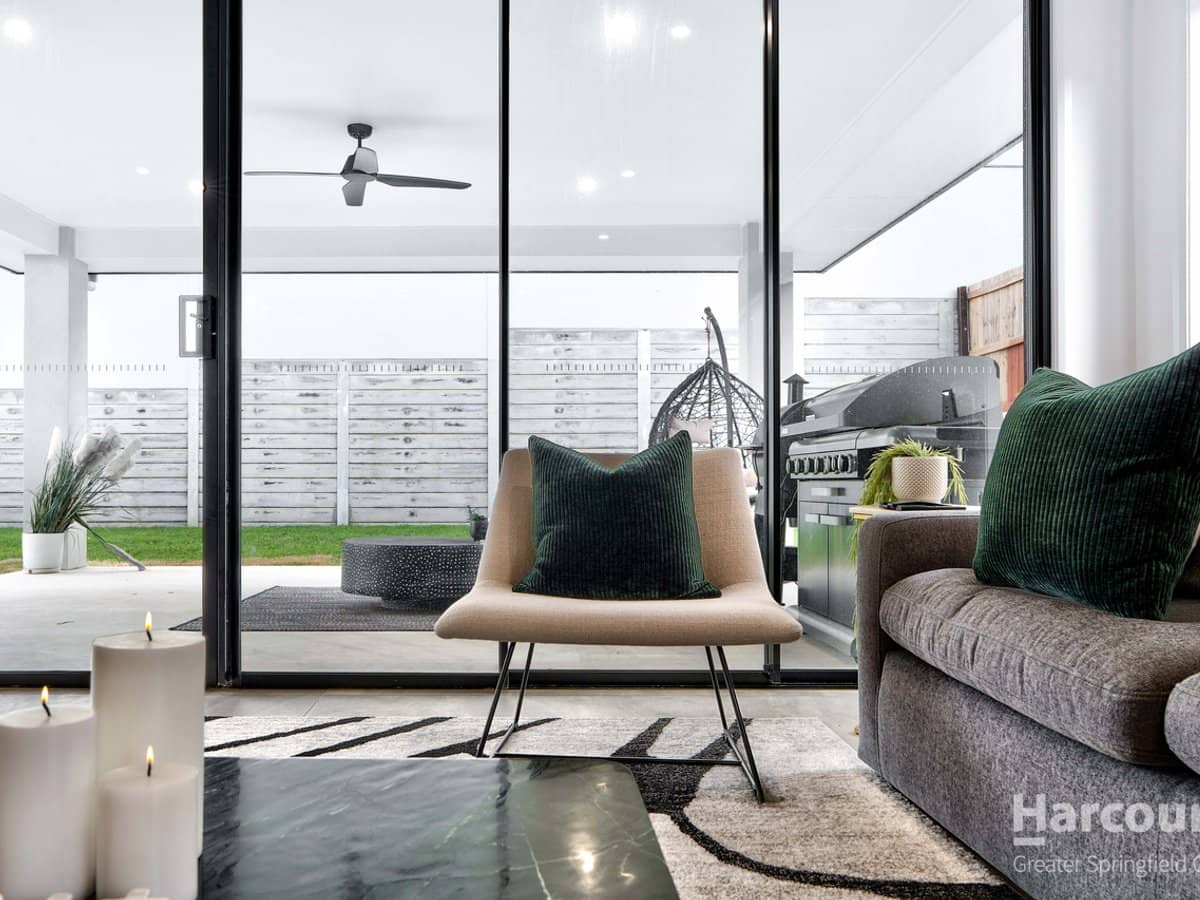 2 Delphinus Vista, SOUTH RIPLEY - Thumbnail 4