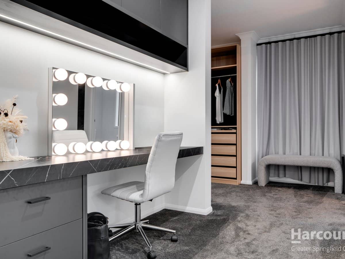 2 Delphinus Vista, SOUTH RIPLEY - Thumbnail 24