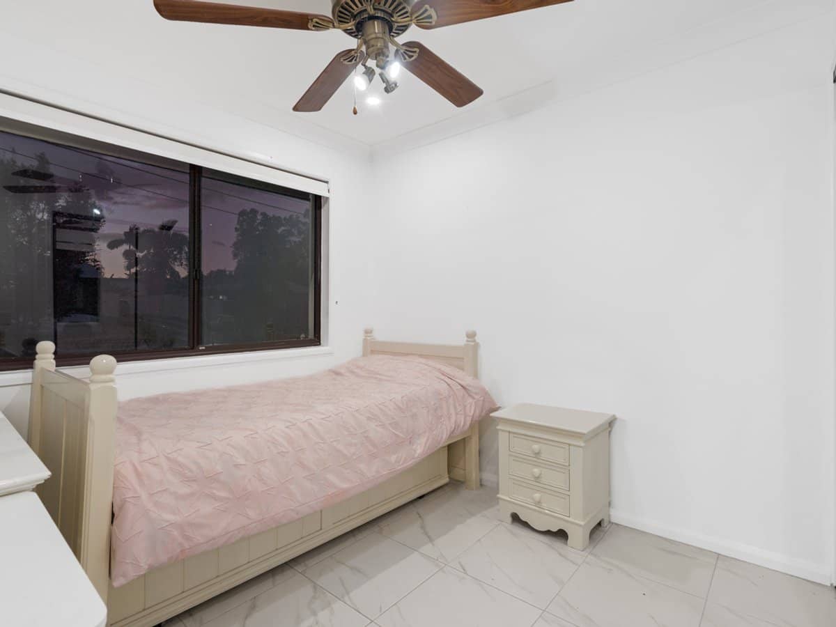 4 Brushbox Street, CRESTMEAD - Thumbnail 7