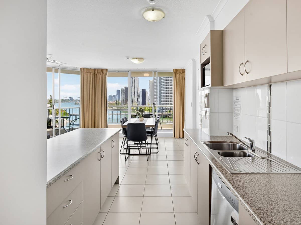 63 Cavill Avenue, SURFERS PARADISE - Thumbnail 8