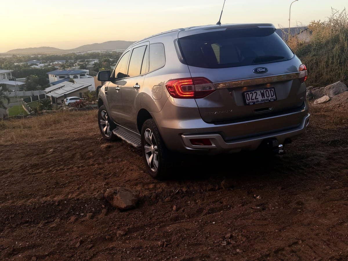 7 Mont Blanc Place, Mount Louisa - Thumbnail 1