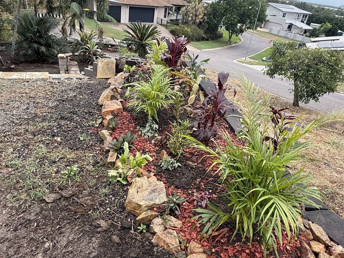 7 Mont Blanc Place, Mount Louisa - Thumbnail 8