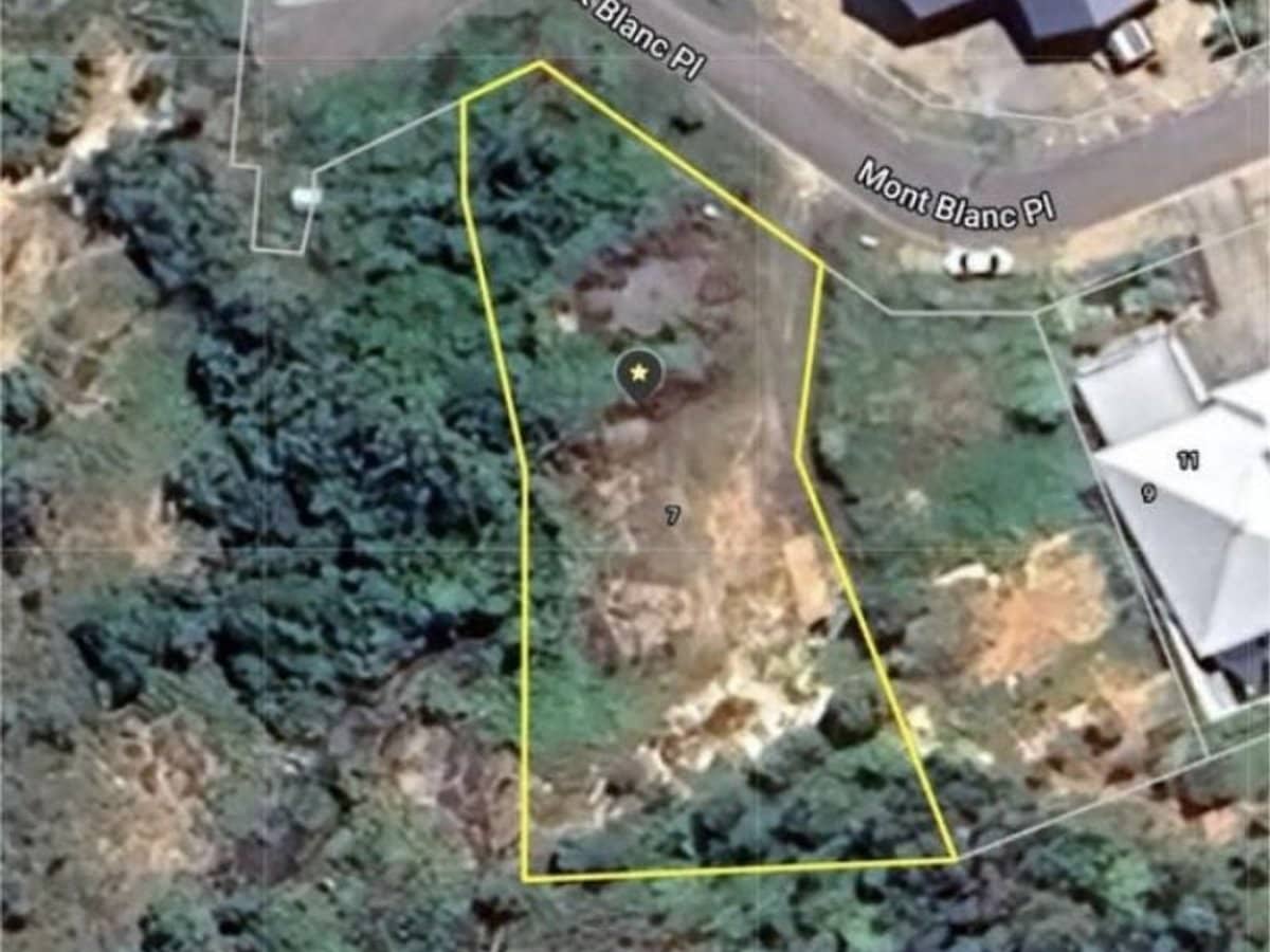 7 Mont Blanc Place, Mount Louisa - Thumbnail 9