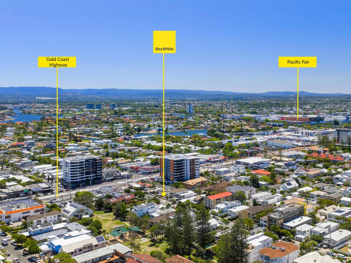 43 Venice Street, MERMAID BEACH - Thumbnail 33