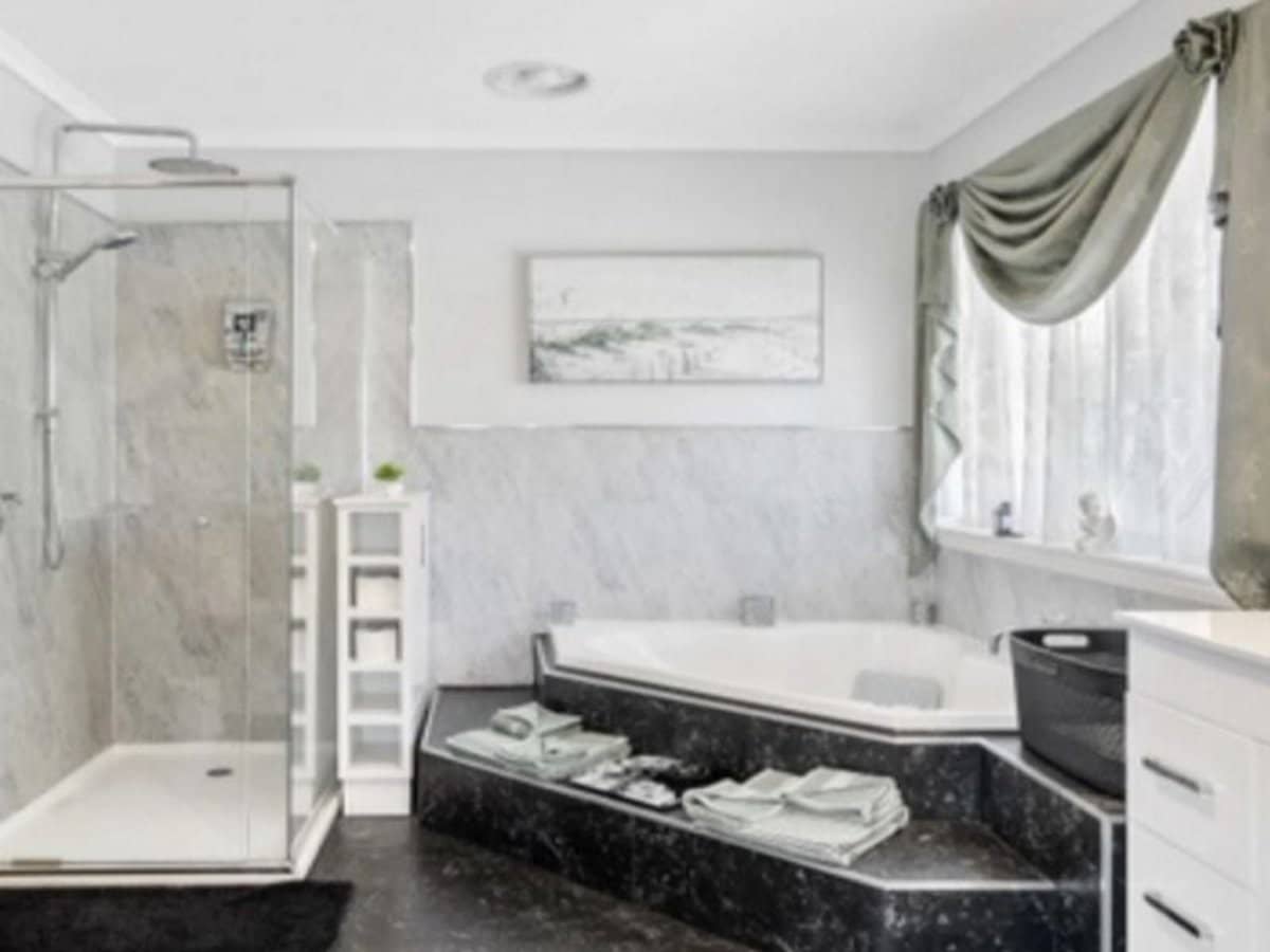 49 Clifton Drive, Bacchus Marsh - Thumbnail 3