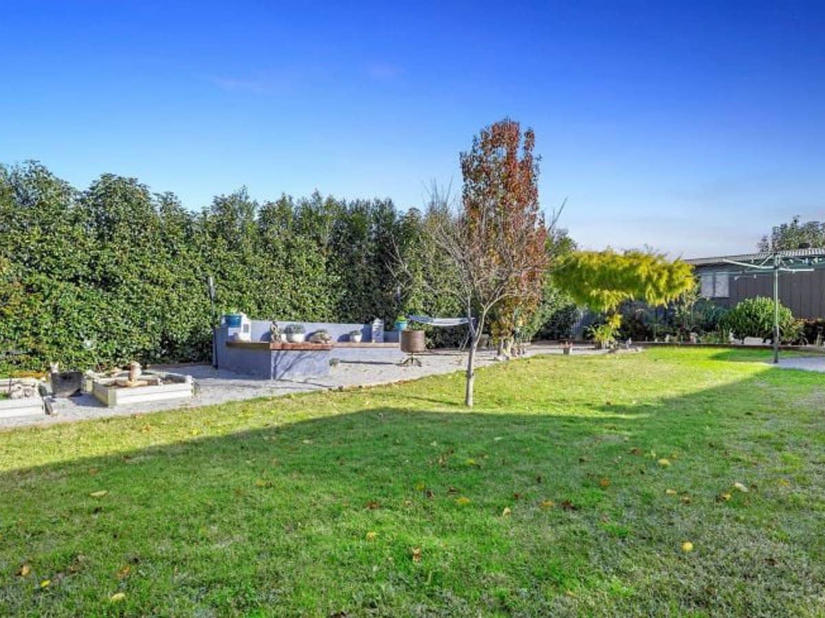 49 Clifton Drive, Bacchus Marsh - Thumbnail 12