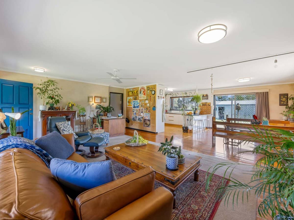 25 McMahons Road, Glenlyon - Thumbnail 10