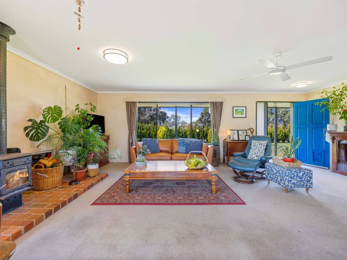 25 McMahons Road, Glenlyon - Thumbnail 11