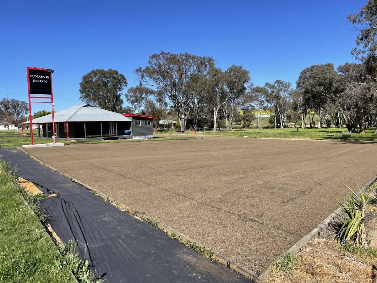 4657 Olympic Highway, Young - Thumbnail 2