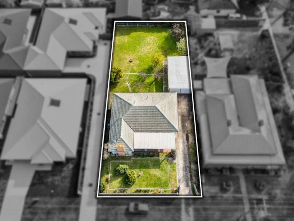 49 Palmerston Street, Sale - Thumbnail 2