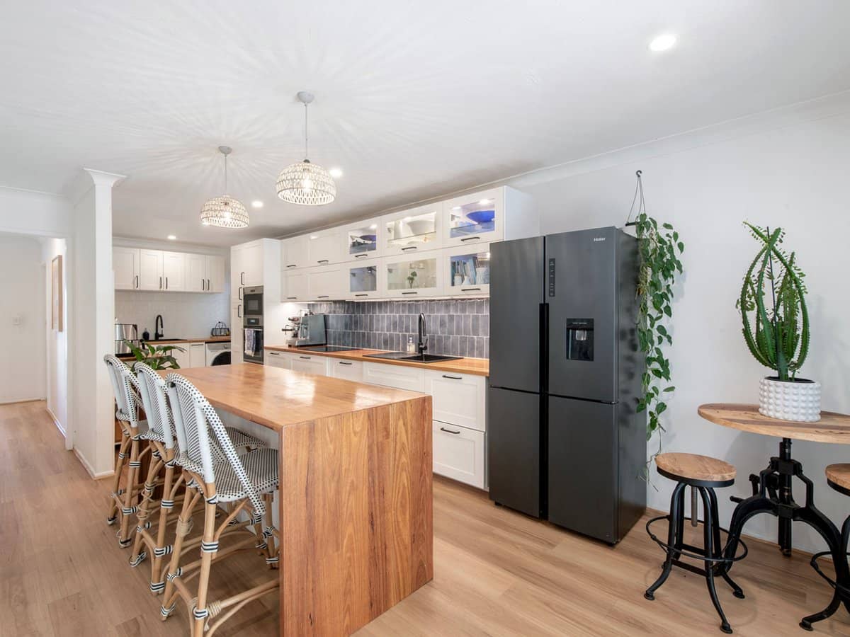 31 Sunbrite Avenue, Mermaid Beach - Thumbnail 5