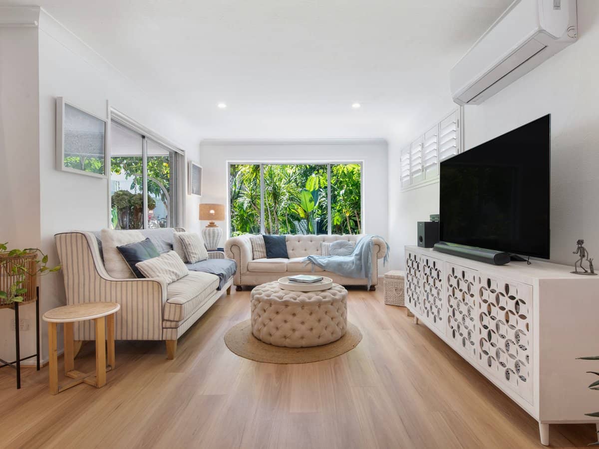 31 Sunbrite Avenue, Mermaid Beach - Thumbnail 6