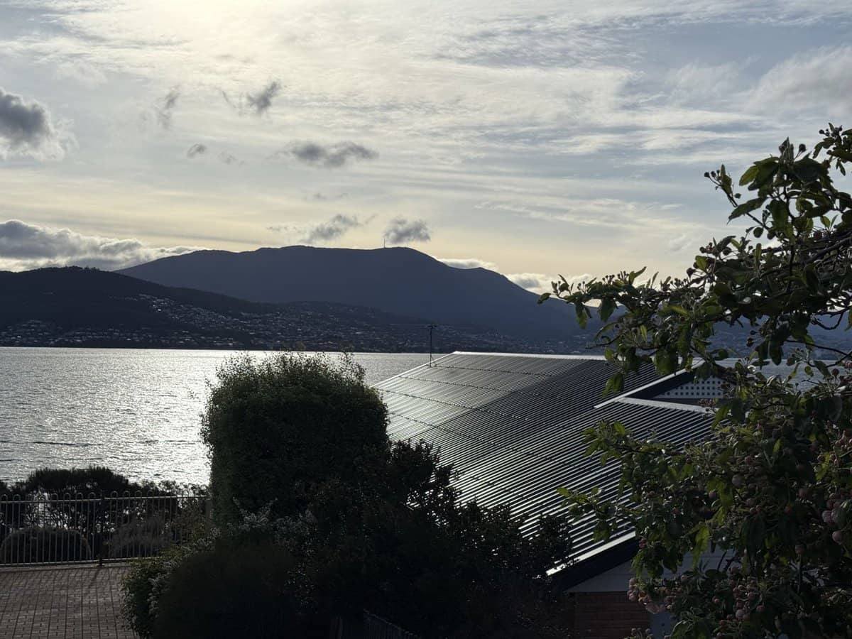 8 Vaughan Court, Tranmere - Thumbnail 1