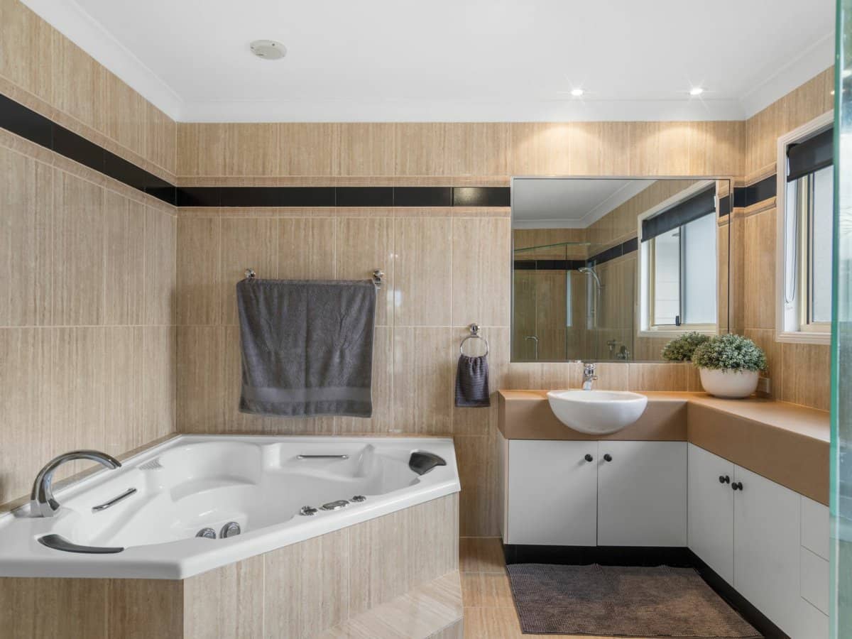 60 Armstrong Way, HIGHLAND PARK - Thumbnail 16