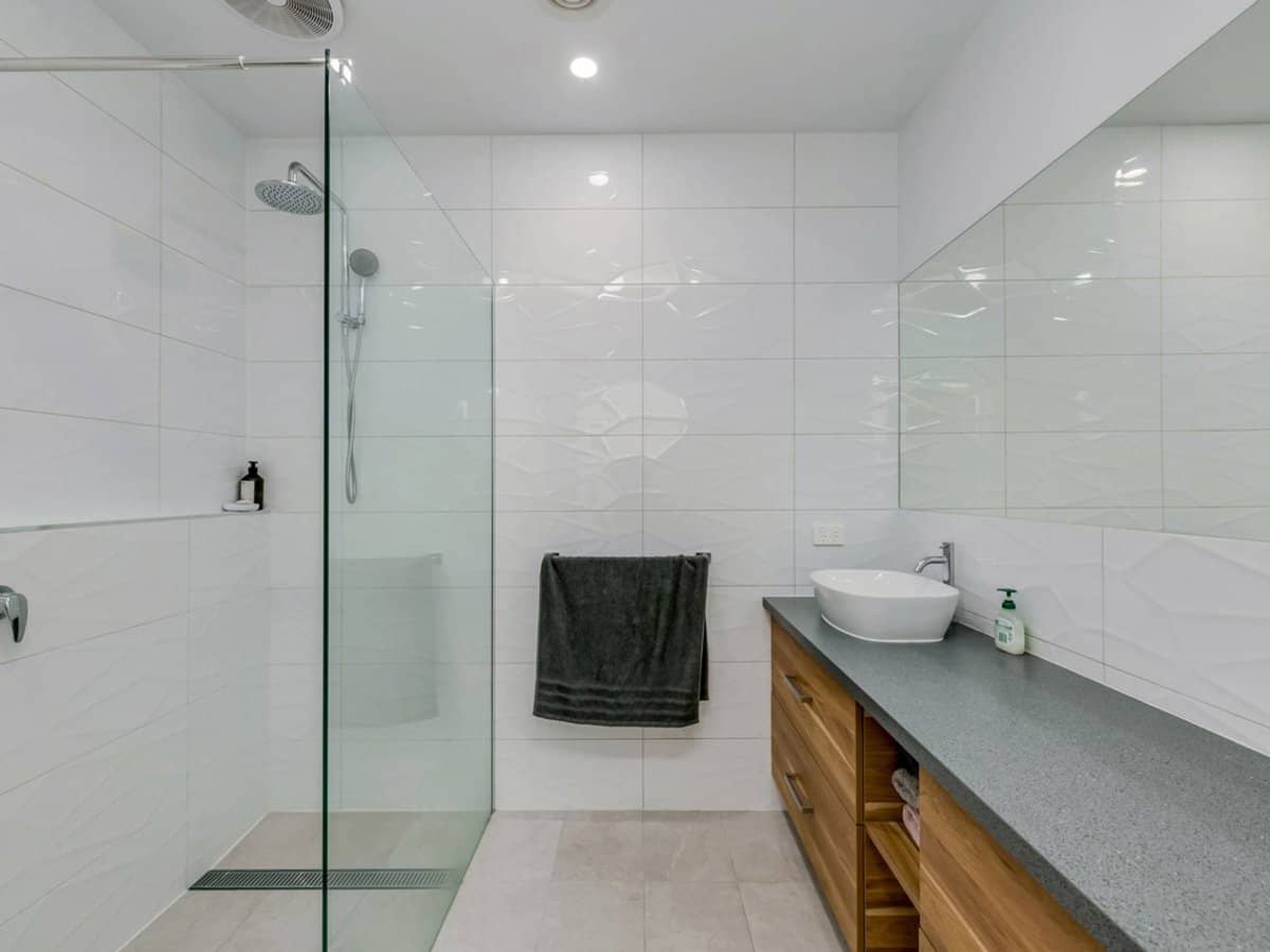 31 Hopetoun Street, Rochester - Thumbnail 9