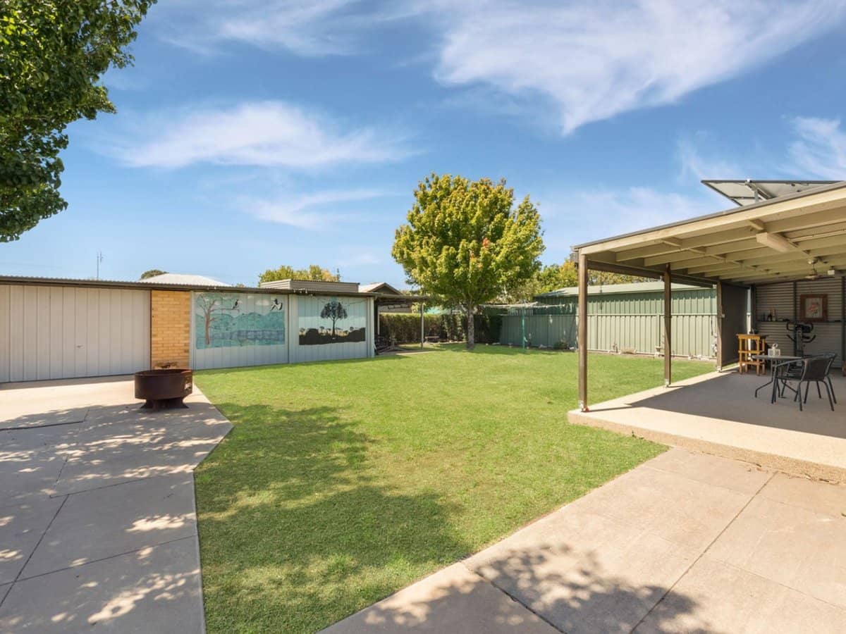 31 Hopetoun Street, Rochester - Thumbnail 11