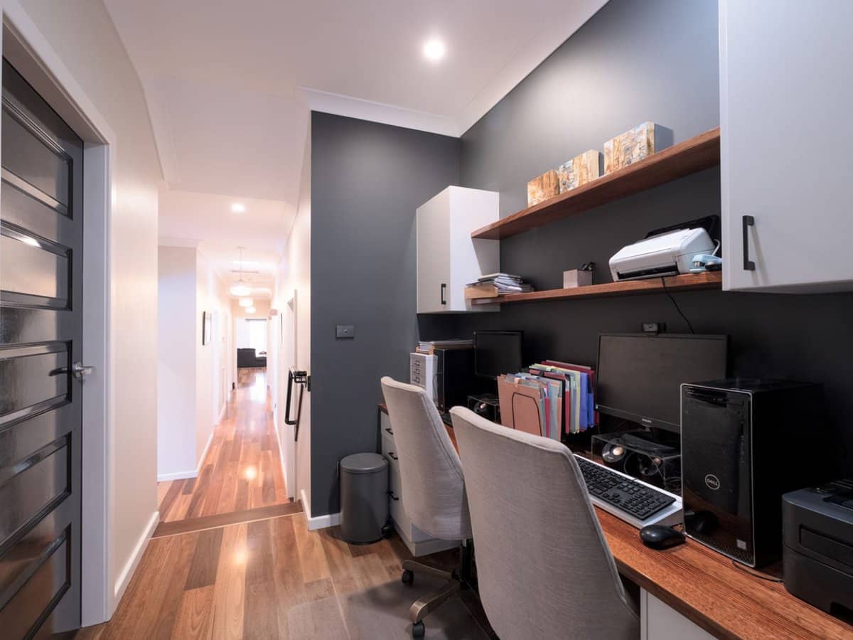 163 Larmer Street, Narrandera - Thumbnail 4