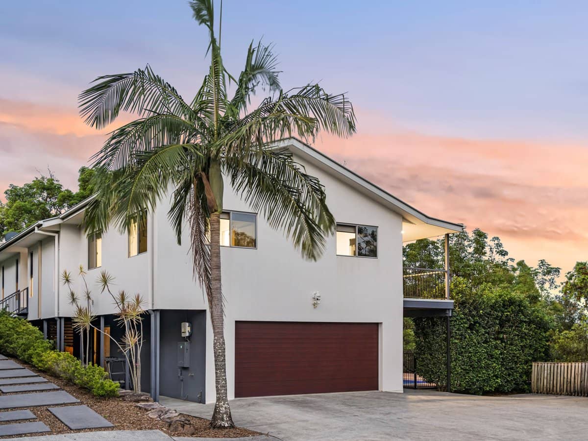 19 John Francis Drive, CARRARA - Thumbnail 1