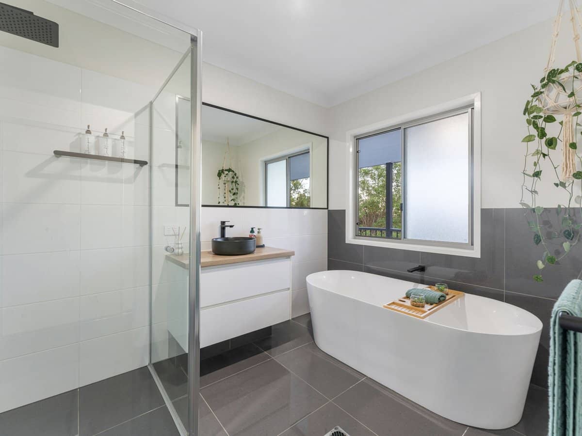 19 John Francis Drive, CARRARA - Thumbnail 20