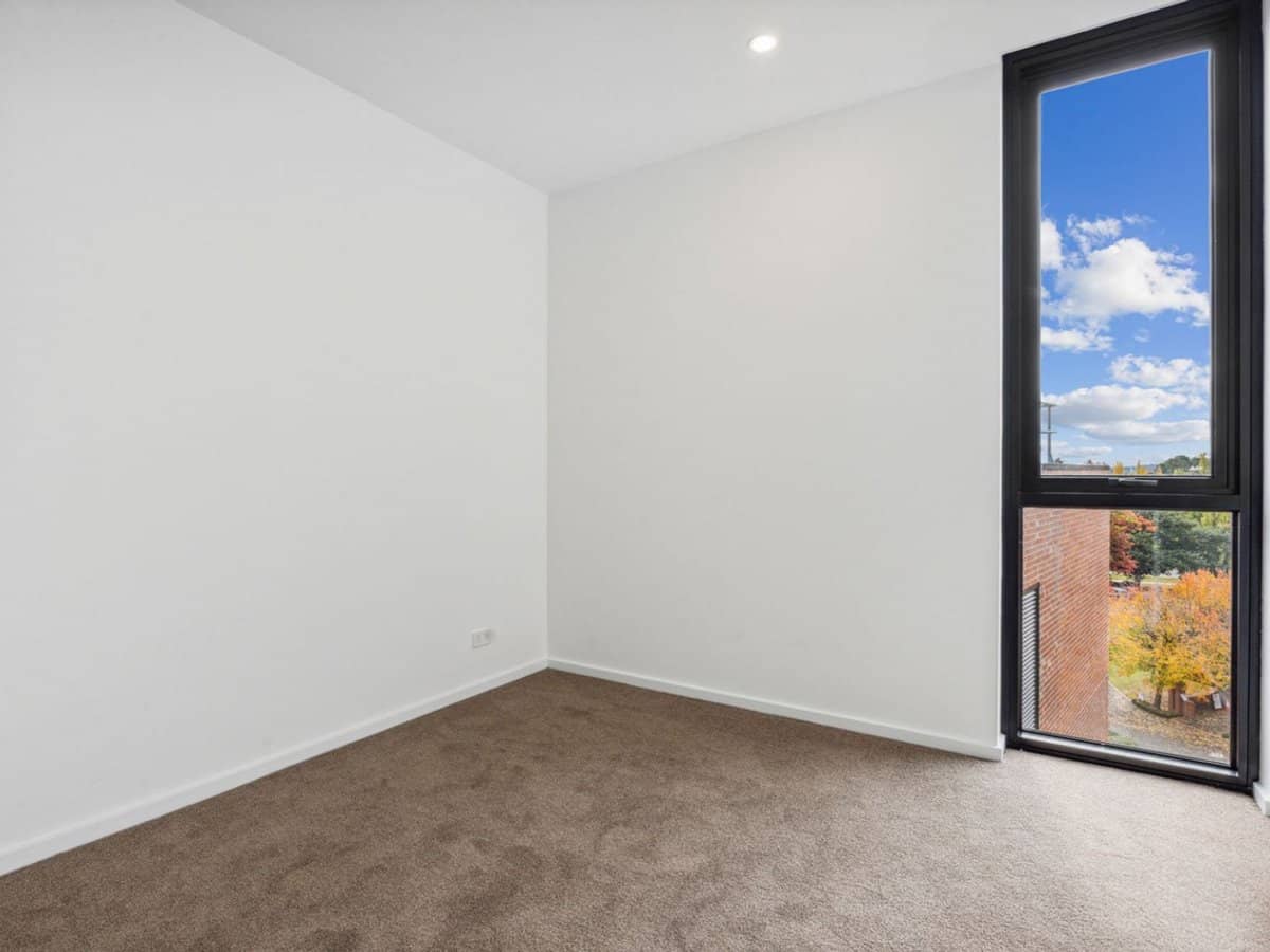 48/17 Captain Cook Cresent, Griffith - Thumbnail 8