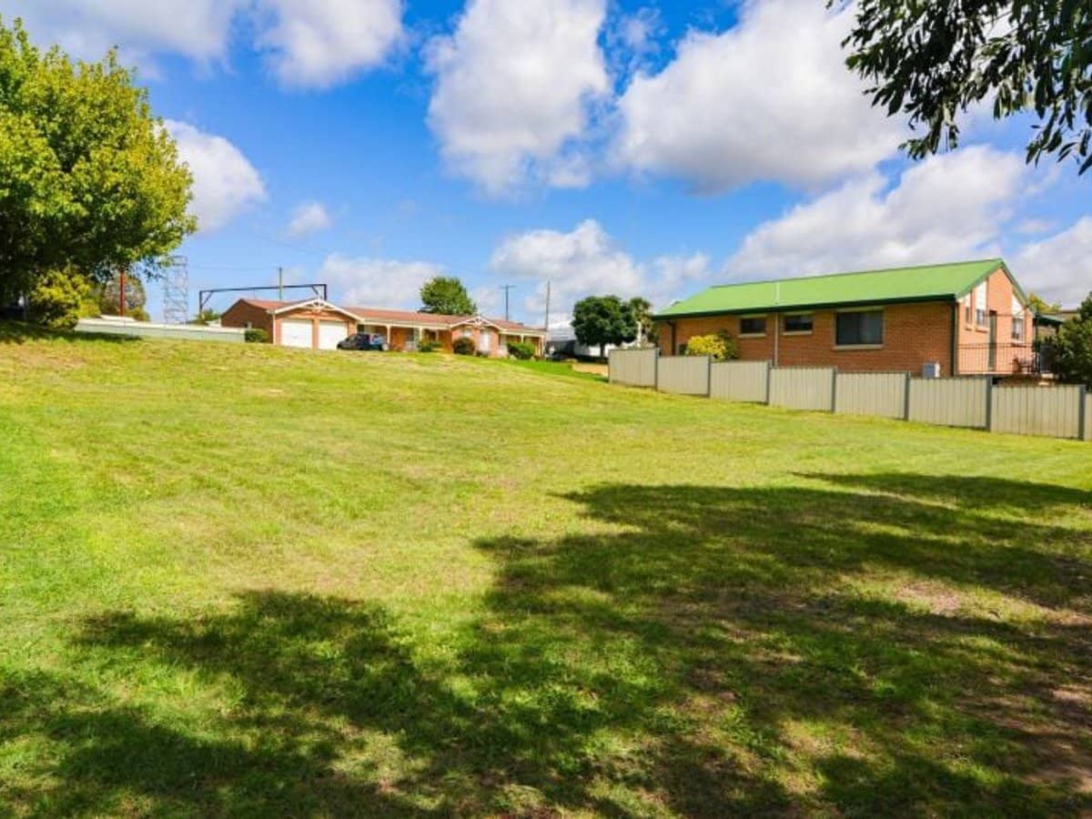 16 Chivers Close, Lithgow - Thumbnail 3