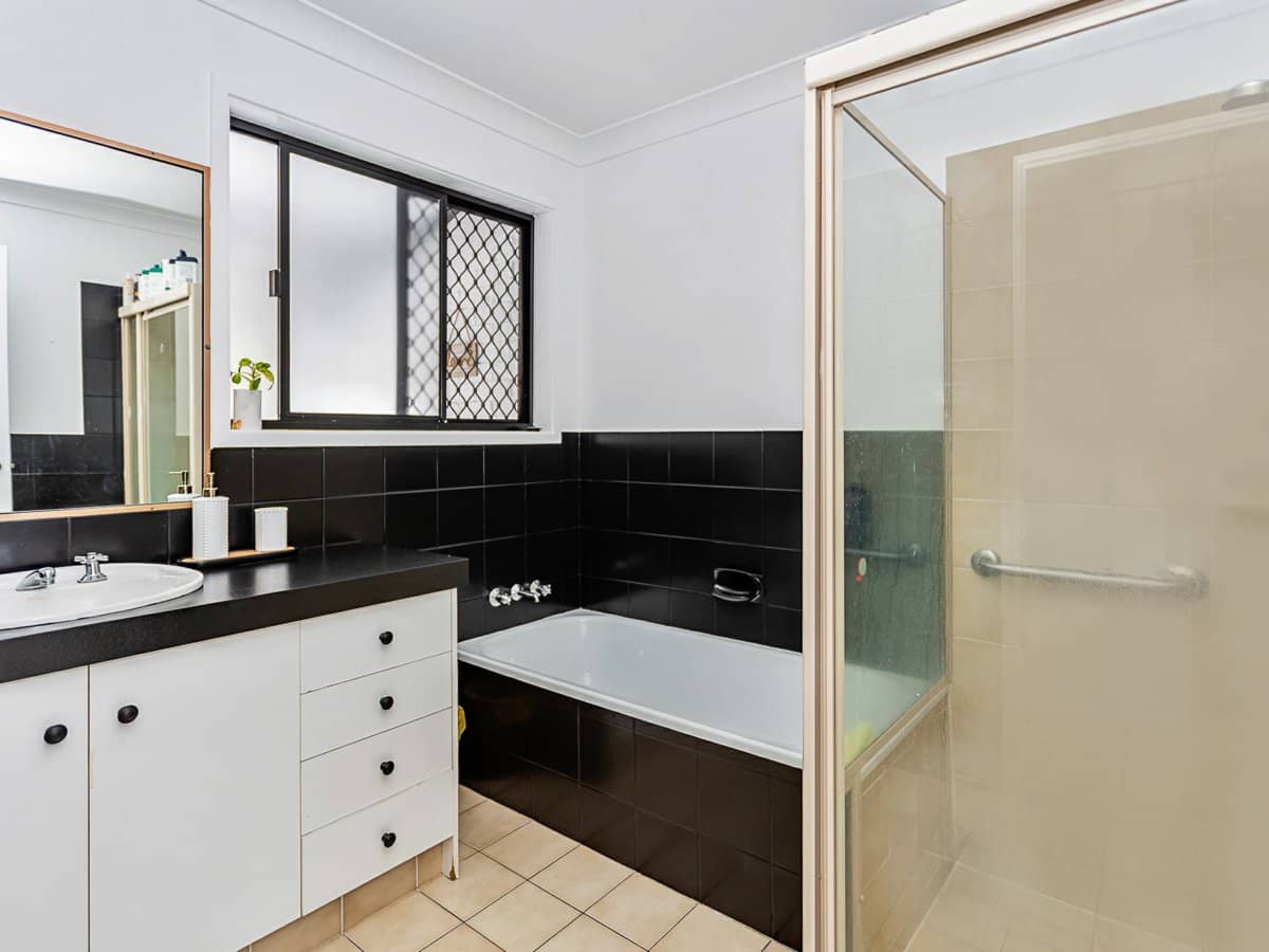 14 Dorrigo Drive, WORONGARY - Thumbnail 18