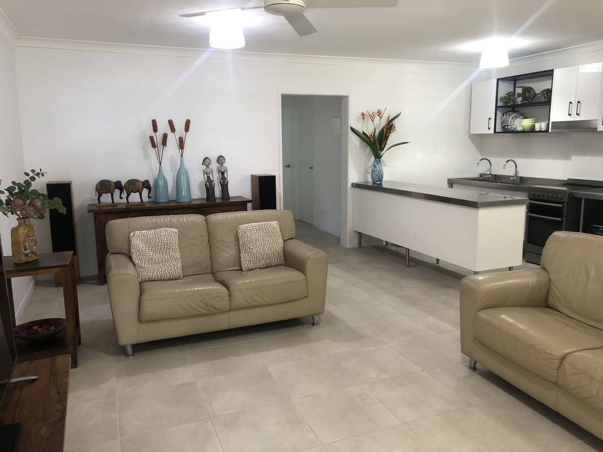 8 Esplanade, Picnic Bay - Thumbnail 4