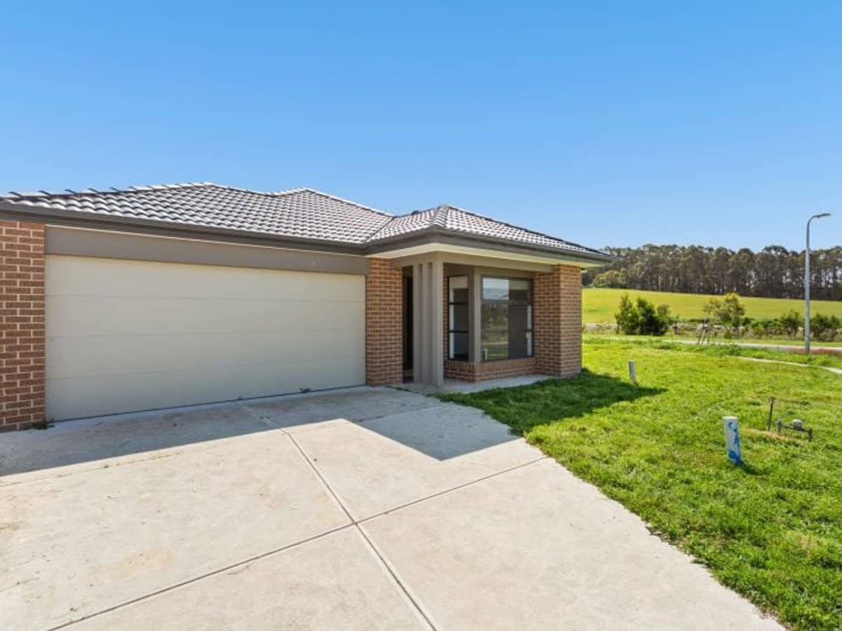 17 Parkside Crescent, Foster - Thumbnail 2