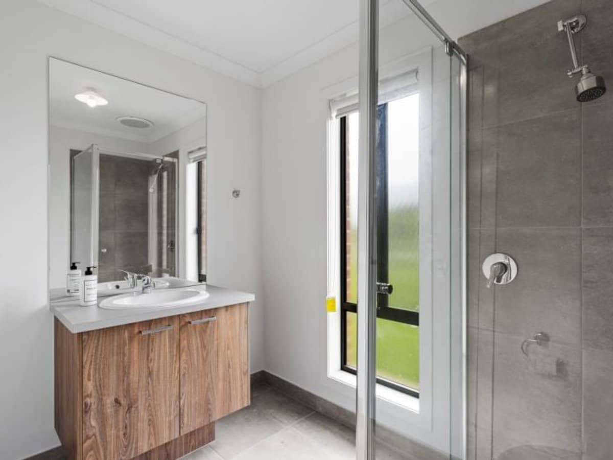 17 Parkside Crescent, Foster - Thumbnail 8