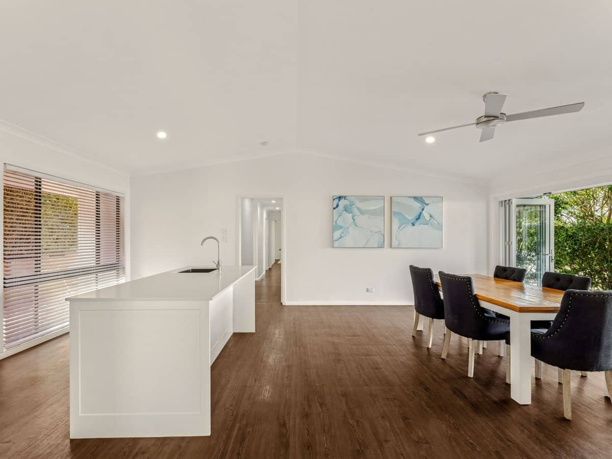 15 Muston Court, CARRARA - Thumbnail 3