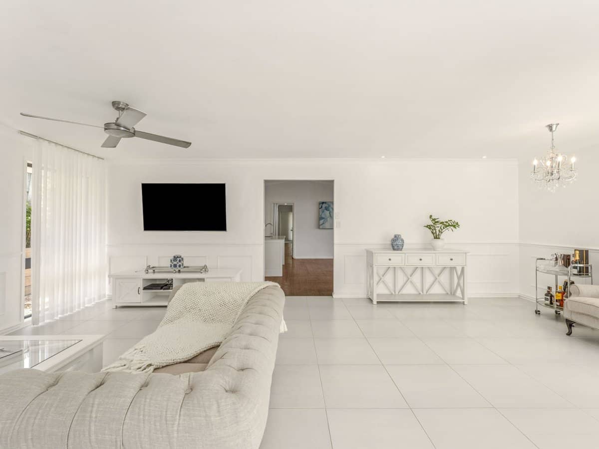 15 Muston Court, CARRARA - Thumbnail 4