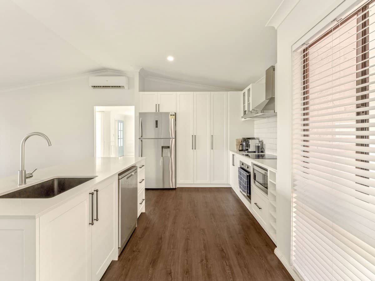 15 Muston Court, CARRARA - Thumbnail 9