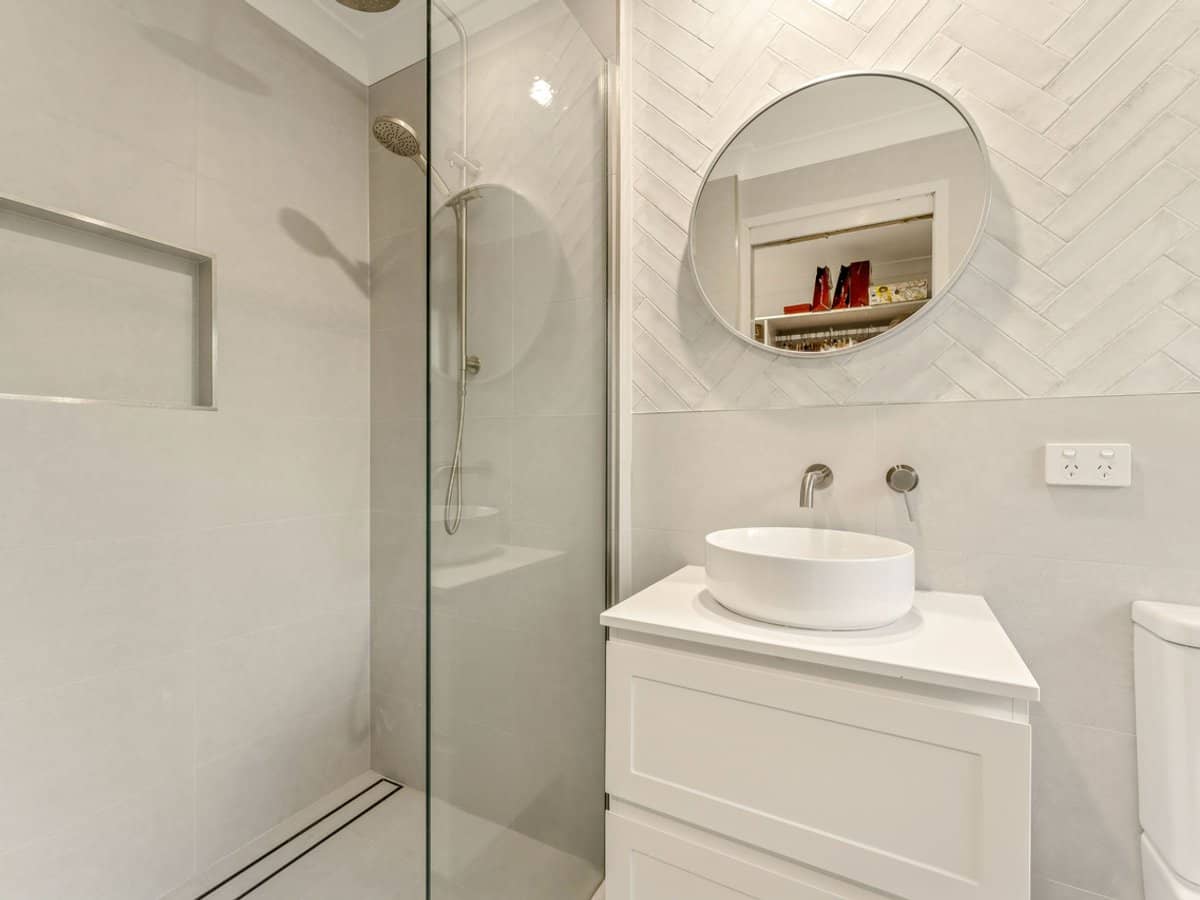 15 Muston Court, CARRARA - Thumbnail 12