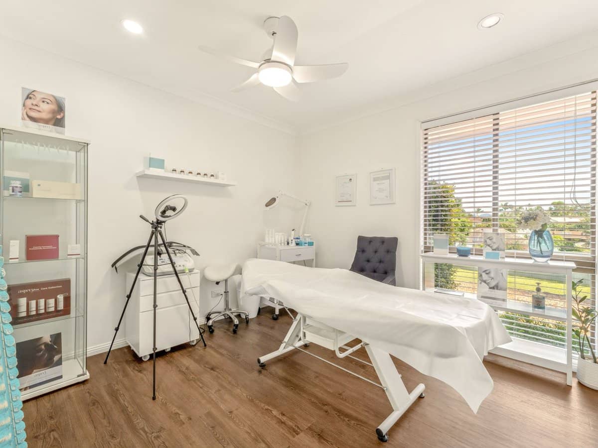 15 Muston Court, CARRARA - Thumbnail 15