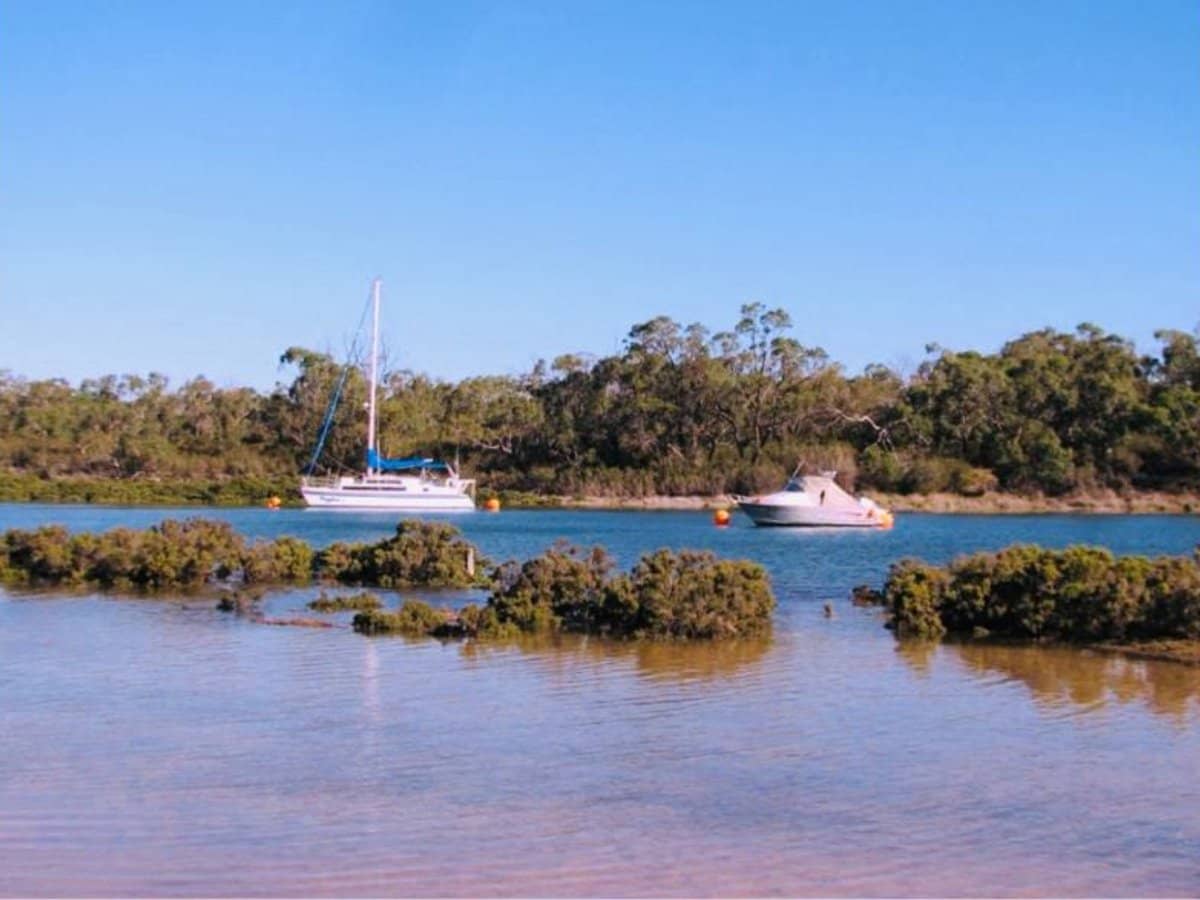 38 Cannons Creek Road, Cannons Creek - Thumbnail 4