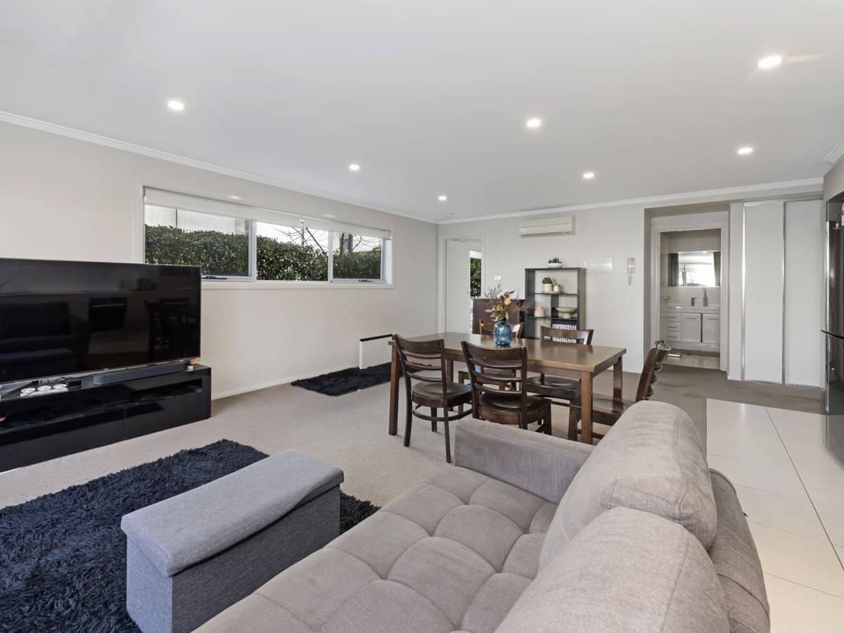 2/19 De Burgh Street, Lyneham - Thumbnail 2