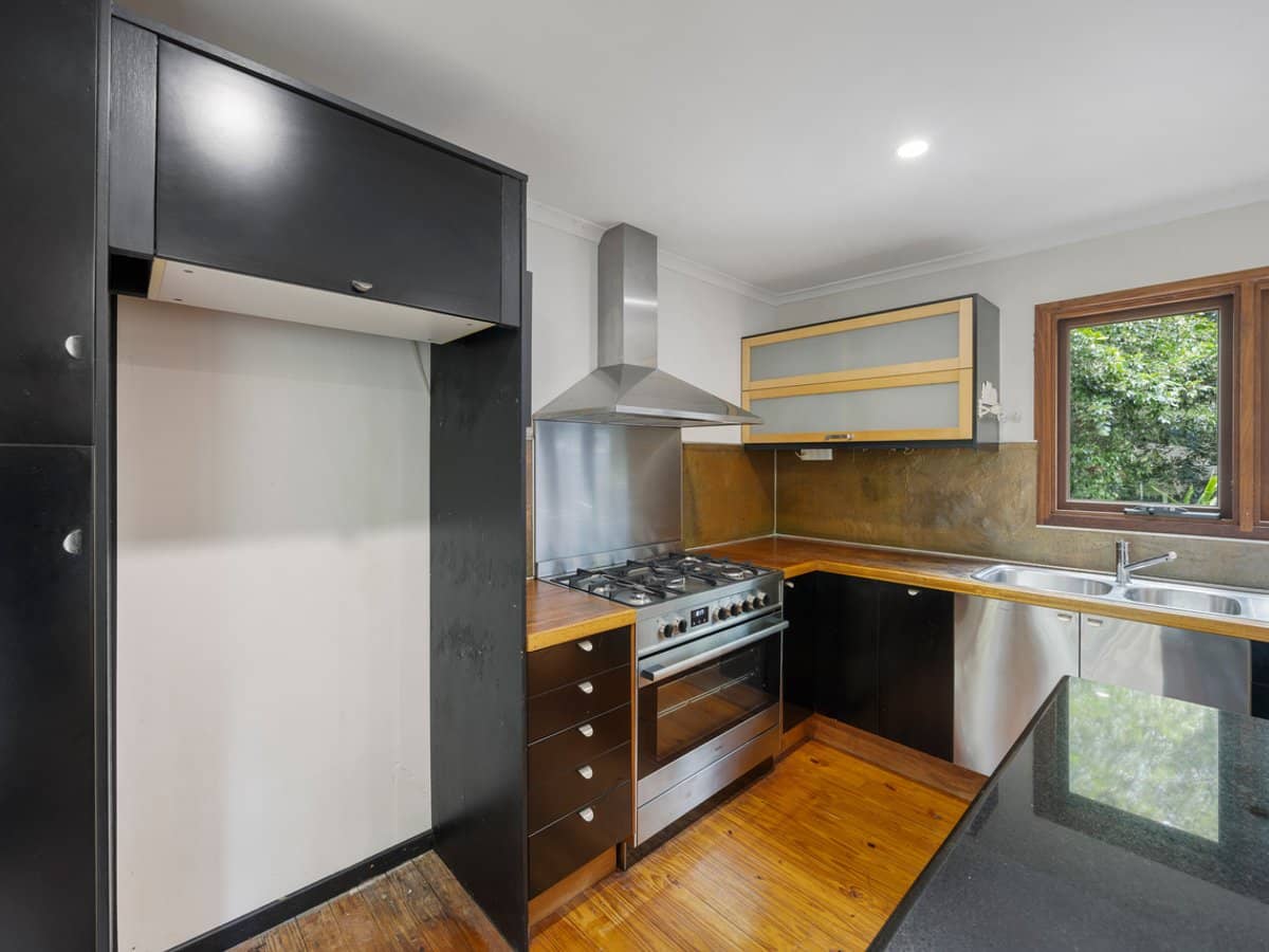 3-5 Gumtree Court, BEECHMONT - Thumbnail 2