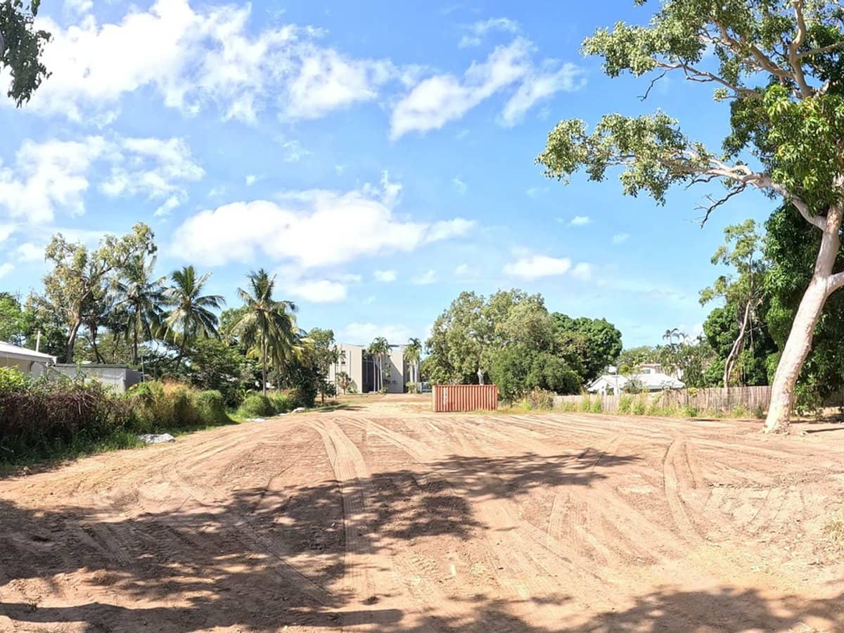 51 Sooning Street, Nelly Bay - Thumbnail 1