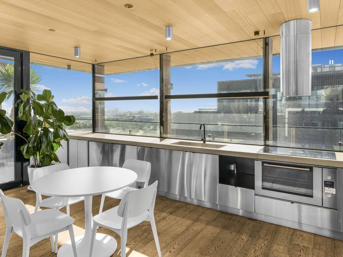 310/83 Flemington Road, North Melbourne - Thumbnail 3