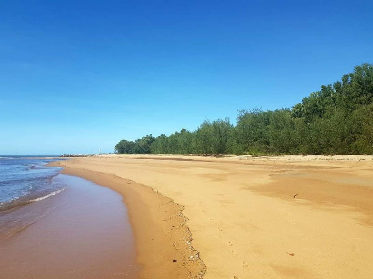 11 Armanasco Road, Bramston Beach - Thumbnail 9