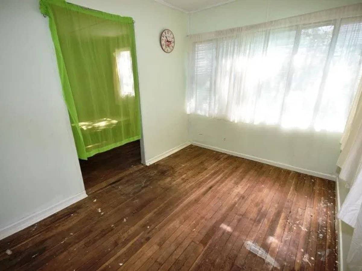 30-32 Flinders Street, Ilfracombe - Thumbnail 6